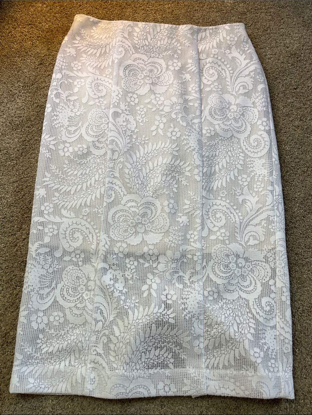 Free w/ Bundle Alfani sz2 White Lace Pencil Skirt Paisley Floral Partial Line